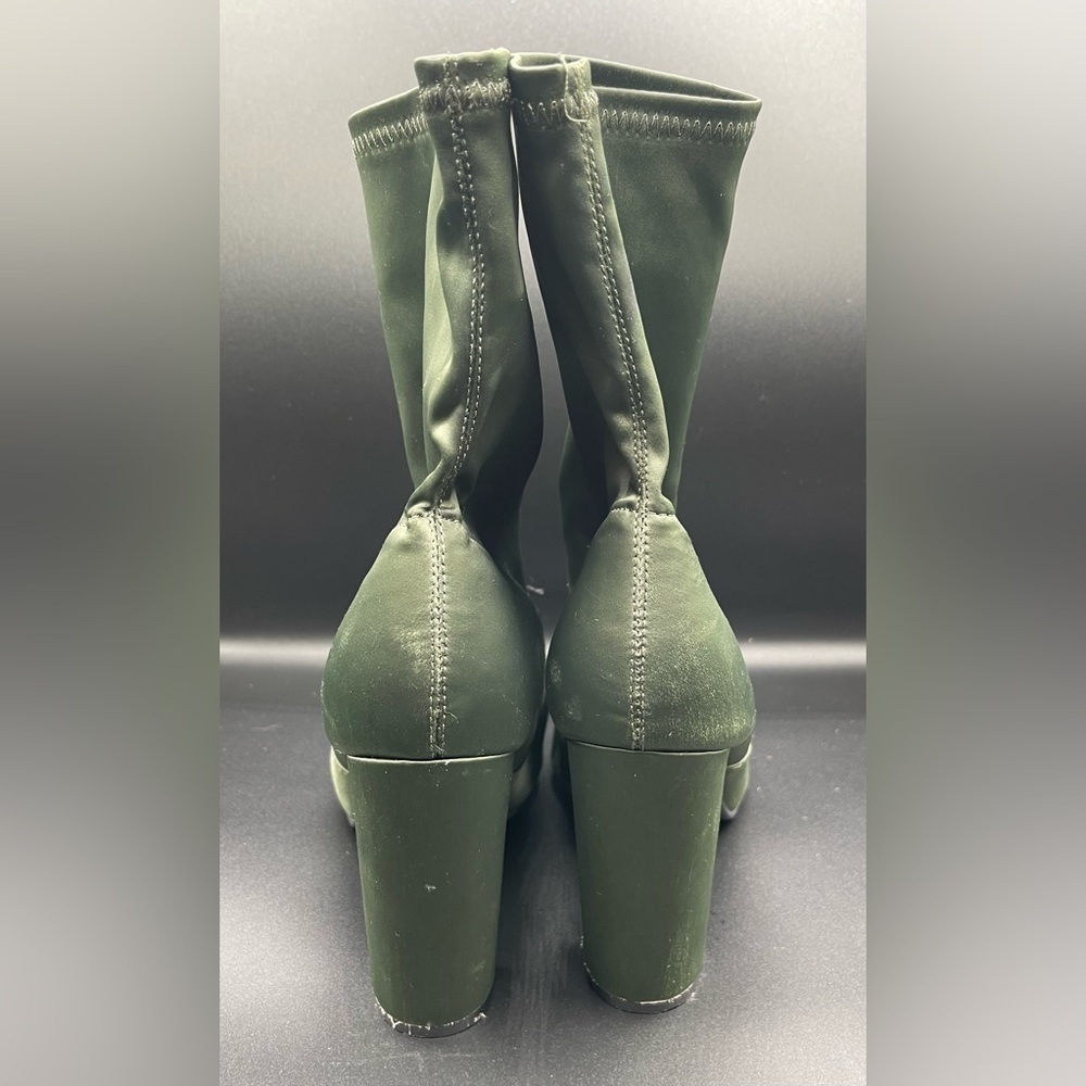 Charles Albert Green Heeled Boots Suede Minimalist Design - Picture 3 of 9